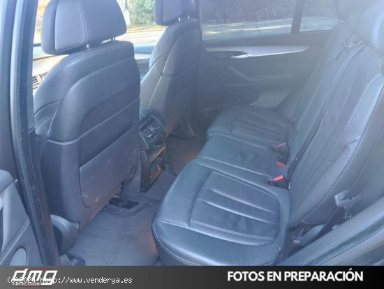 BMW X5 xDrive 30d 258cv 5p Paquete M - Rubí