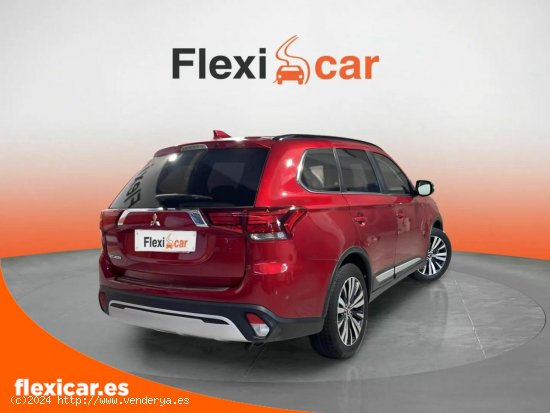 Mitsubishi Outlander 200 MPI Motion CVT 2WD 5 Plazas - Gavá