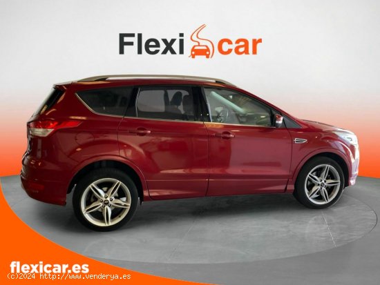 Ford Kuga 2.0 TDCi 180 4x4 Titanium Powershift - Huércal de Almería