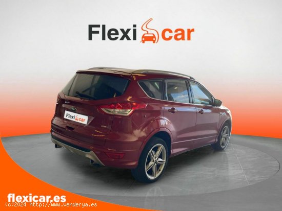 Ford Kuga 2.0 TDCi 180 4x4 Titanium Powershift - Huércal de Almería