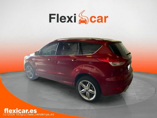 Ford Kuga 2.0 TDCi 180 4x4 Titanium Powershift - Huércal de Almería