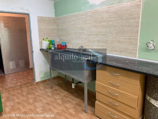  SE VENDE LOCAL CON PLAZA DE GARAJE EN IMAGINALIA/ 65 METROS/40000€ 