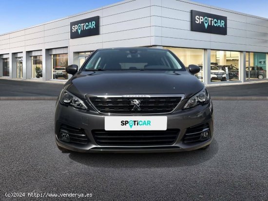 Peugeot 308  5p  1.2 PureTech 96KW (130CV) S&S Style - Tomares