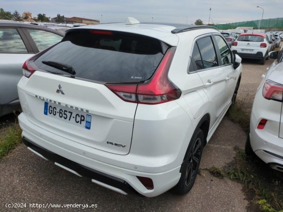 Mitsubishi Eclipse Cross 2.4 PHEV Kaiteki+ Auto 4WD - Madrid