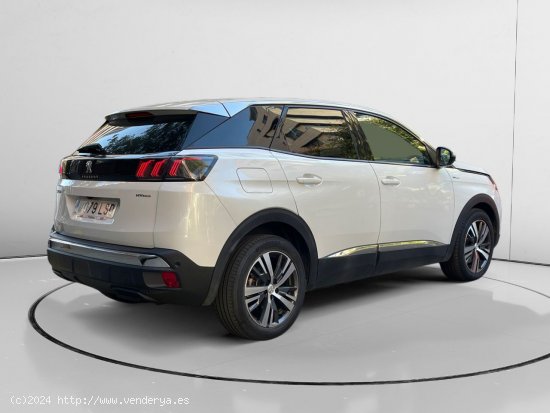 Peugeot 3008 Hybrid 225 Allure - Lleida