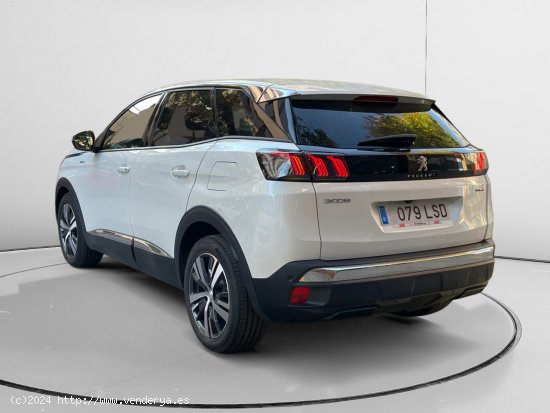 Peugeot 3008 Hybrid 225 Allure - Lleida