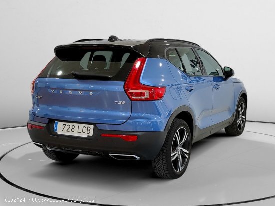 Volvo XC40 R Design 2WD - Madrid