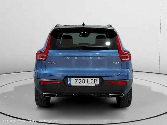 Volvo XC40 R Design 2WD - Madrid