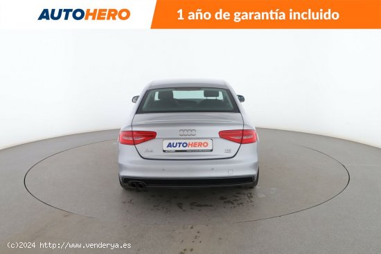 Audi A4 2.0 TDI quattro - 