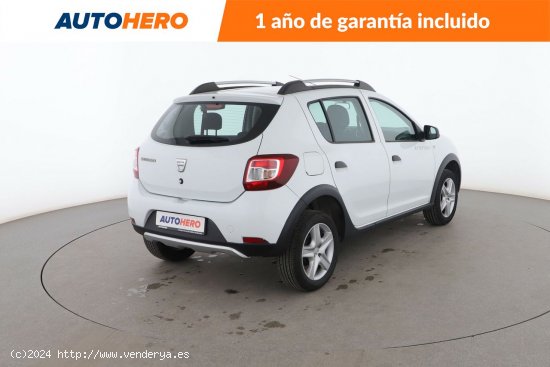 Dacia Sandero 0.9 TCe Stepway - 