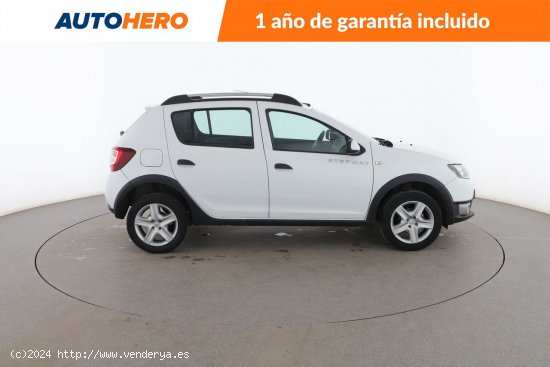 Dacia Sandero 0.9 TCe Stepway - 