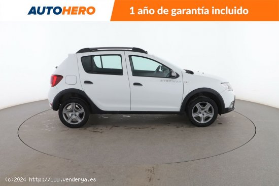 Dacia Sandero 0.9 TCe Stepway Essential - 