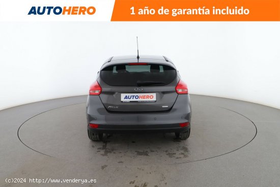 Ford Focus 1.0 EcoBoost Titanium - 