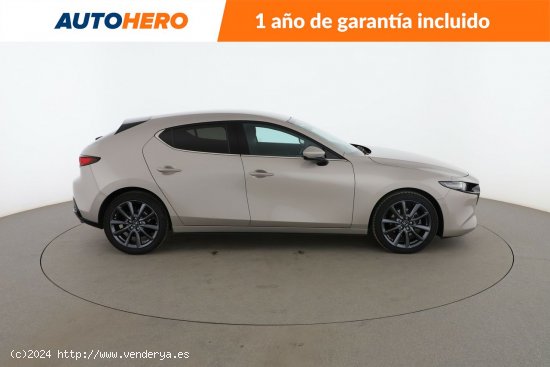 Mazda 3 2.0 e-Skyactiv MHEV Zenith - 