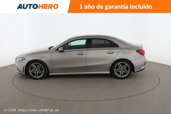 Mercedes Clase A 180 d AMG Line - 