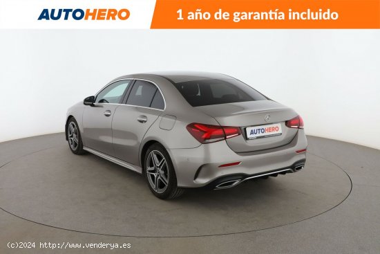 Mercedes Clase A 180 d AMG Line - 