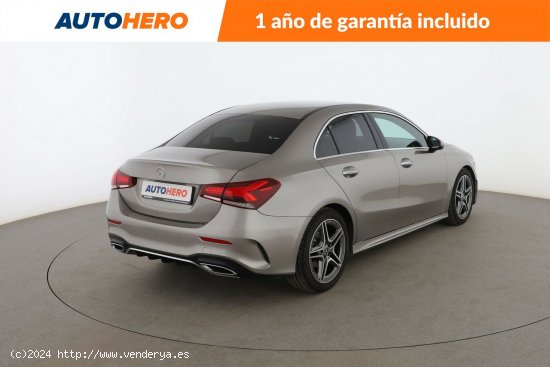 Mercedes Clase A 180 d AMG Line - 