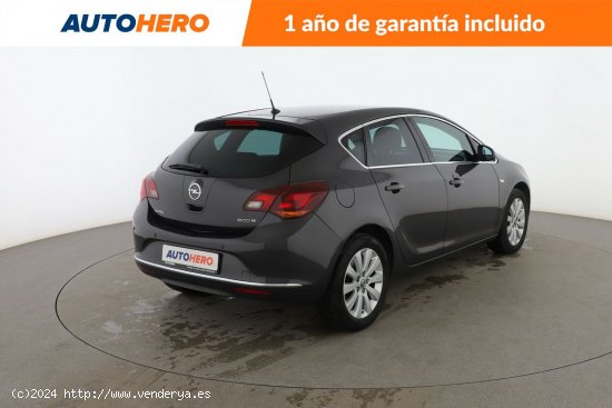 Opel Astra 1.6 CDTI DPF Excellence - 