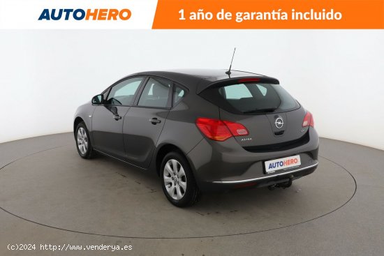 Opel Astra 1.6 CDTI Selective - 