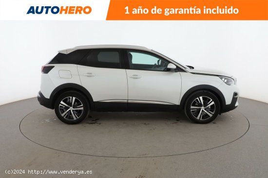 Peugeot 3008 1.2 PureTech Allure - 