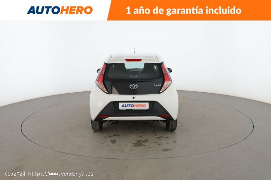 Toyota Aygo 1.0 X-Play - 