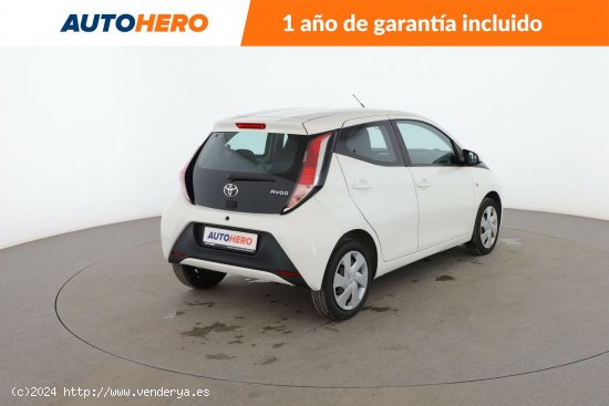 Toyota Aygo 1.0 X-Play - 