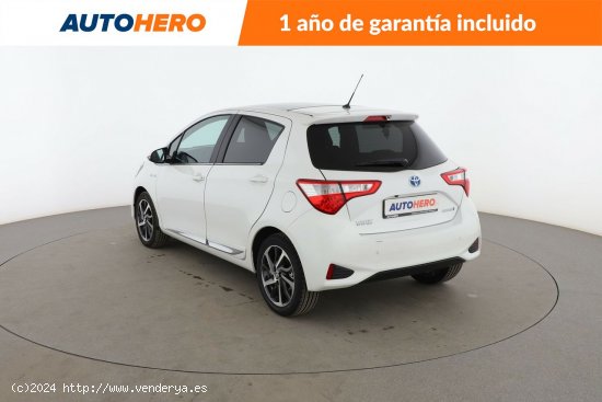 Toyota Yaris 1.5 Hybrid Advance - 