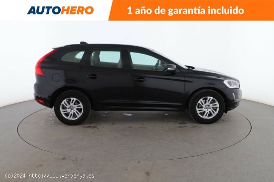 Volvo XC-60 2.0 D3 Kinetic 2WD - 