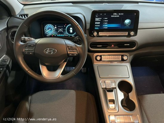 Hyundai Kona  Eléctrico FL 100 kW (136 CV) HiTech L MY23 - 