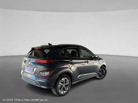 Hyundai Kona  Eléctrico FL 100 kW (136 CV) HiTech L MY23 - 