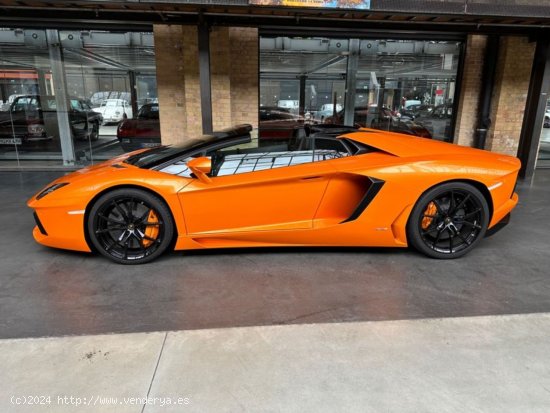 Lamborghini Aventador V12 - Daimiel