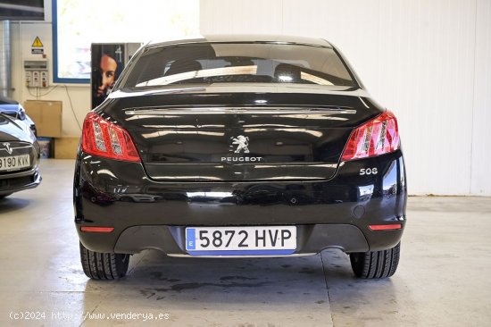 Peugeot 508   Active 1.6 eHDI 115 ETG6 - 