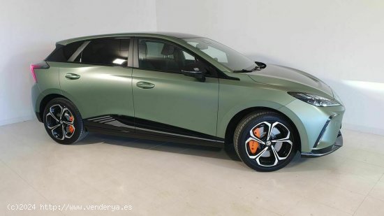 MG MG4 64kWh XPower - 