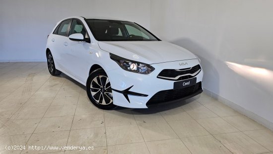 Kia Ceed 1.0 T-GDi 74kW (100CV) Concept - 