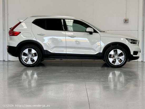 Volvo XC40 2.0 D3 Business Plus Auto 5p. - Vélez