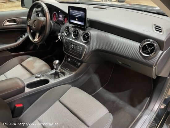 Mercedes GLA 180d - 