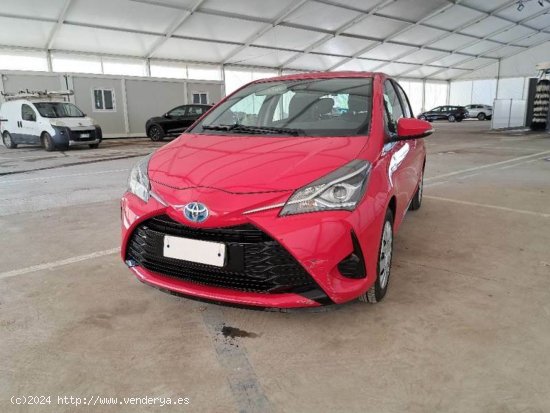 Toyota Yaris 1.5 Hybrid Advance - Navalcarnero