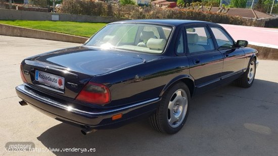 Jaguar XJR 4.0 Kompresor de 1995 con 166.525 Km por 13.500 EUR. en Madrid