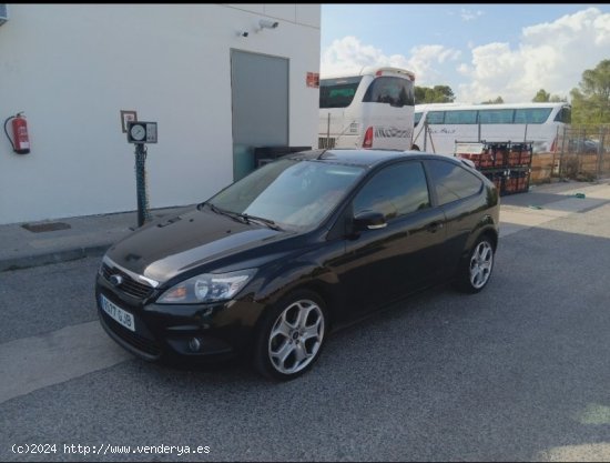  Ford Focus 1.5 Ecoblue 85kW ST-Line Design SIP Auto de 2010 con 175.000 Km por 5.800 EUR. en Tarrago 