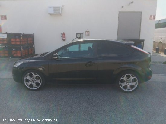 Ford Focus 1.5 Ecoblue 85kW ST-Line Design SIP Auto de 2010 con 175.000 Km por 5.800 EUR. en Tarrago