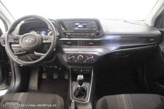 Hyundai Bayon 1.2 MPI Essence de 2023 con 13.154 Km por 16.990 EUR. en A Coruna