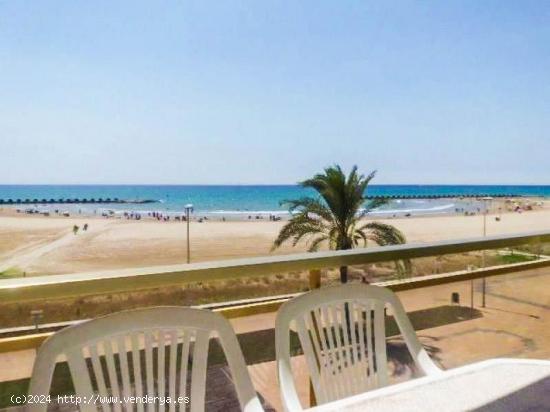 ALQUILER TEMPORADA DE PISO EN PRIMERA LINEA DE PLAYA EN CUNIT - TARRAGONA