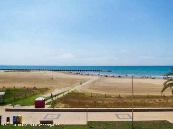 ALQUILER TEMPORADA DE PISO EN PRIMERA LINEA DE PLAYA EN CUNIT - TARRAGONA