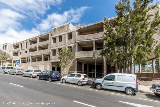 OBRA PARADA DEN GUIMAR - SANTA CRUZ DE TENERIFE