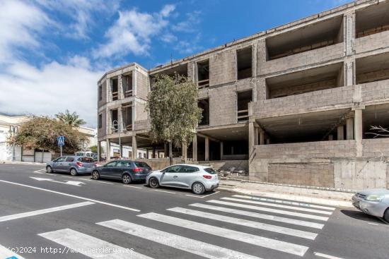 OBRA PARADA DEN GUIMAR - SANTA CRUZ DE TENERIFE