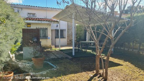 Acogedor bungalow céntrico y con acceso para coches - MADRID