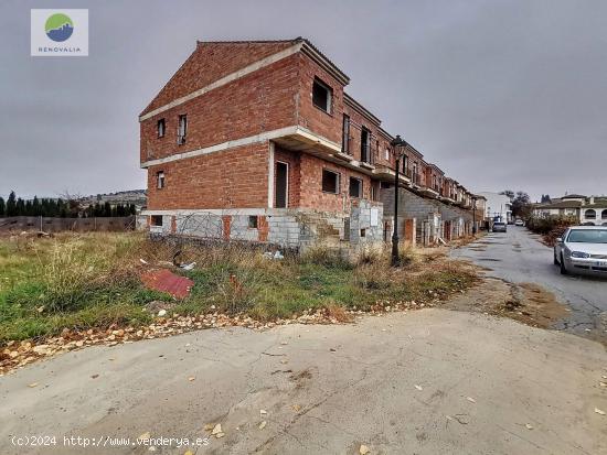 Adosada en construcción en Campotéjar - GRANADA