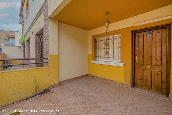 Chalet adosado en venta en Orihuela - ALICANTE