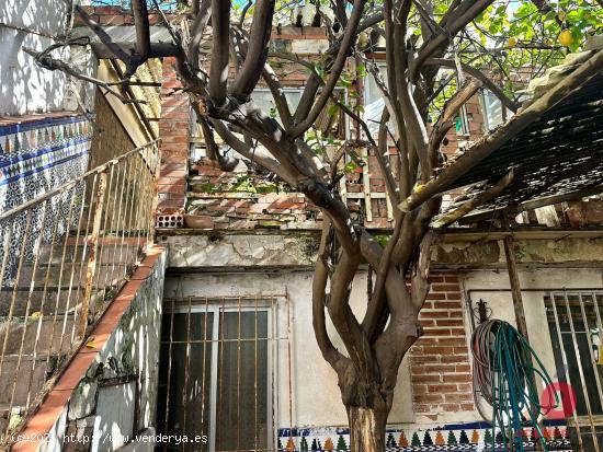  CASA EN LA ZONA MÁS BAJA DEL CAMPO DE LA VERDAD - CORDOBA 