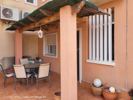 Bungalow con parking y piscina , centro de Perleta. - ALICANTE